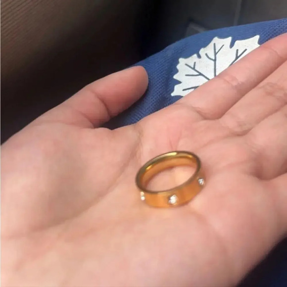 New Unisex 14k gold-plated stainless steel stone band ring, Size 7 - Picture 12 of 12